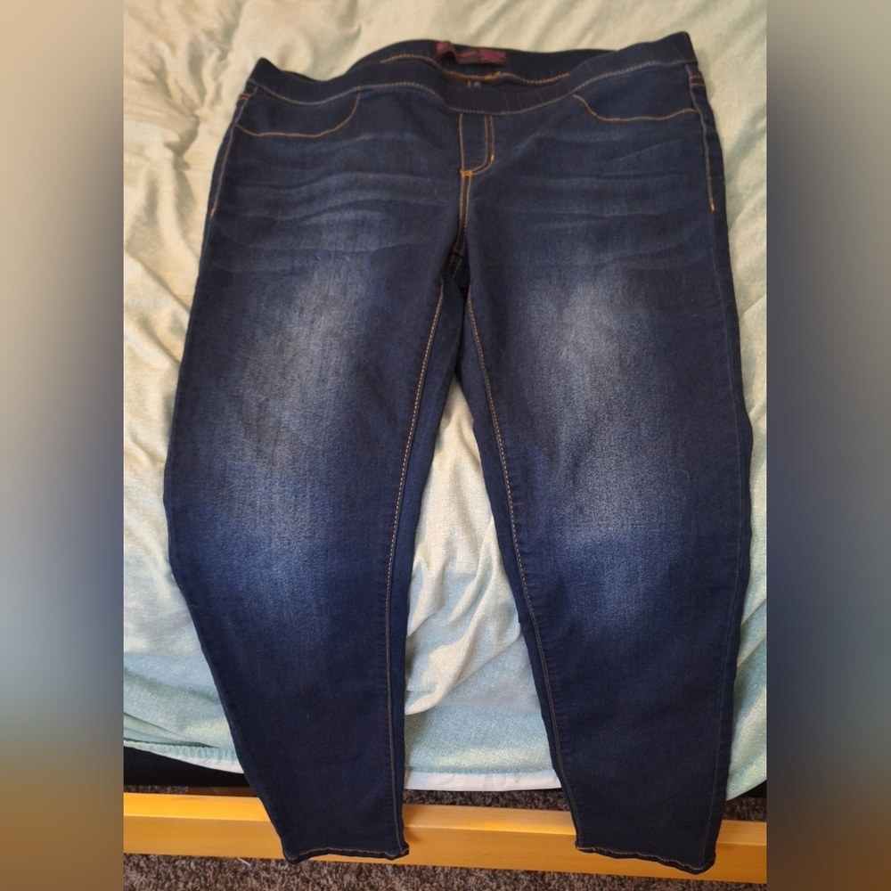 No Boundaries Jeggings